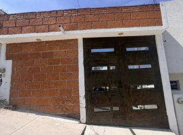 Casa de 3 habitaciones, Querétaro · Casa en Venta en Villas del Santiago