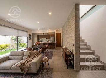 Casa · 267m² · 3 Recámaras · 2 Estacionamientos · Casa Venta Porta Toscana Junto Área Verde León Gto!