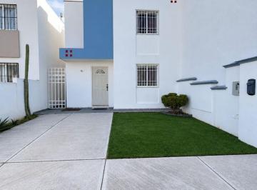 Casa · 119m² · 1 Estacionamiento · Casa - Las Lomas Sector Jardines