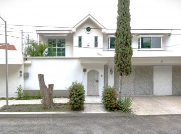 Casa de 4 habitaciones, Lagos de Moreno · Venta de Casa en Col Arboleadas, Tuxtla Gutiérrez, Chiapas.