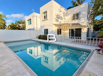 Casa · 170m² · 3 Recámaras · Casa en Residencial Cumbres