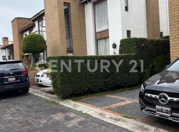 Casa · 213m² · 3 Recámaras · 2 Estacionamientos · Casa en Condominio · Av Centenario