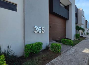 Casa de 5 habitaciones, Medellín · Casa Residencial en Venta Fracc. Las Palmas Medellin