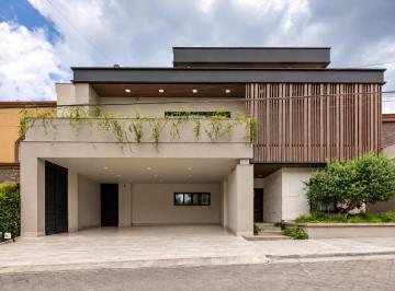 Casa de 4 habitaciones, San Pedro Garza García · Residencia de Lujo en Renta