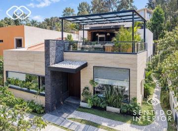 15150db3e7d801742f580c4ffbc171d6a903809f4e06bb7a0c2a53fc205eaf98 · Casa Remodelada| Roof Garden con Jacuzzi y Loft Independiente