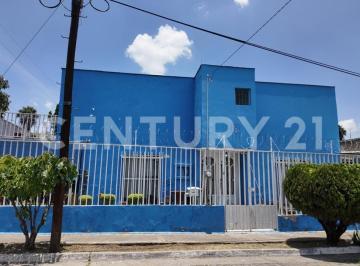 Casa · 230m² · 4 Recámaras · 3 Estacionamientos · Casa en Renta, Col, Jardines del Sur, Guadalajara, Jalisco