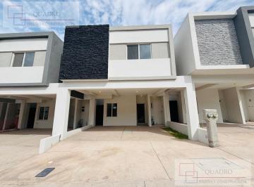Casa · 180m² · 3 Recámaras · 2 Estacionamientos · Casa en Venta San Matias Residencial
