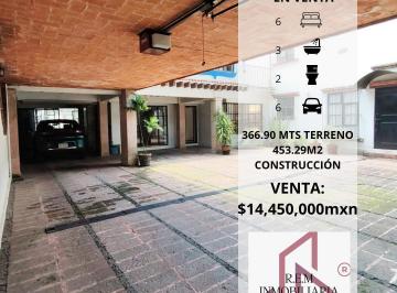 Casa · 453m² · 6 Recámaras · 6 Estacionamientos · Venta de Casa en Churbusco Country Club, Gran Potencial de Remodelación