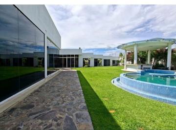 Casa · 680m² · 4 Recámaras · 9 Estacionamientos - Grupo TU ASESOR INMOBILIARIO · Los Sauces. Hermosa Casa en Venta