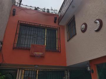 Casa de 4 habitaciones, Nezahualcóyotl · Hermosa Casa con Todos Los Servicios Lista Para Habitar.