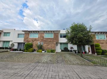 Casa en condominio de 3 habitaciones, Calimaya · Linda Casa en Venta Bosque de Las Fuentes Calimaya a 15 Galerías Metepec