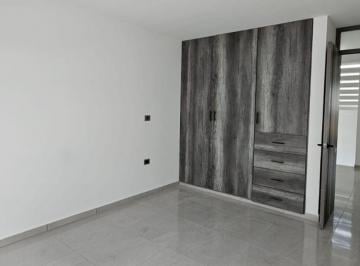 Departamento de 3 habitaciones, San Andrés Cholula · Casa con 3 Recámaras en Renta en Lomas de Angelópolis