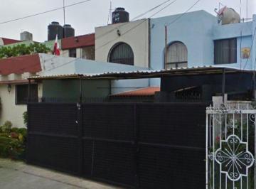 Casa de 3 habitaciones, Cuautitlán Izcalli · Casa en Venta a Precio Remate en Cuautitlán Sm