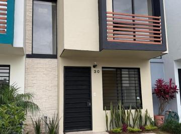 Casa · 99m² · 2 Recámaras · 1 Estacionamiento · Casa en Campo Real