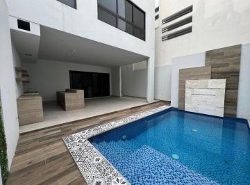 Casa · 350m² · 3 Recámaras · 2 Estacionamientos · Casa en Renta en Cumbres Elite, Monterrey, Nuevo Leon