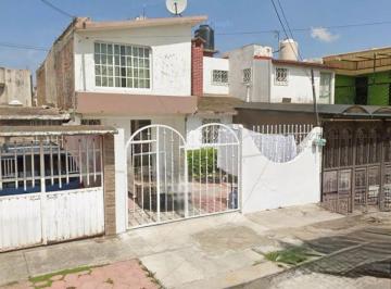 Casa de 3 habitaciones, Cuautitlán Izcalli · Casa Remate en Cuautitlán Izcalli | Casa de 3 Recámaras Tglj7