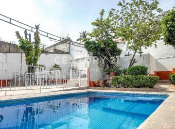 Casa de 4 habitaciones, Puente de Ixtla · Casa con Bungalow y Alberca en Jardines de La Herradura