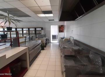 Edificio · 1800m² · 8 Estacionamientos · Edificio de Oficinas en Renta en Cuauhtémoc Doctores Gis 24 - 301