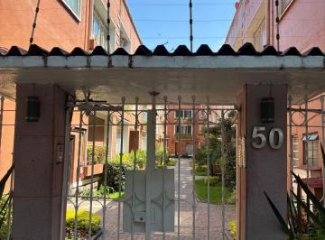 Departamento de 4 habitaciones, Cuauhtémoc · Casa Que Consta de Dos Departamentos Unidos.