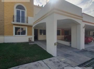 Casa · 200m² · 3 Recámaras · 2 Estacionamientos · Casa - Mazatlán