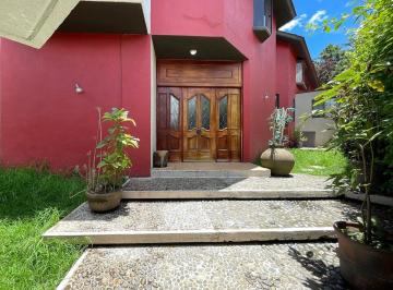 258281ea26889df06297118f8925be8447afdac3aba835ceededf32cbc575568 · Casa en Condominio en Venta en Lomas de Las Palmas 5 Recámaras