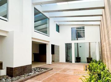 Casa · 257m² · 4 Recámaras · 2 Estacionamientos · Casa en Tlalpan Centro