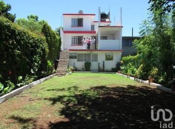 Casa · 100m² · 4 Recámaras · 4 Estacionamientos · Casa en Venta 4 Habitaciones, Tonatico, Edomex
