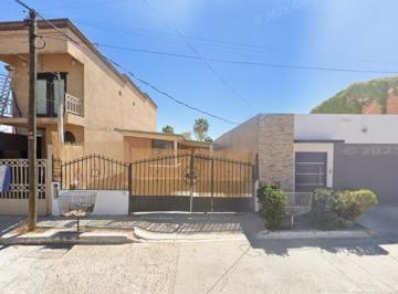 Casa de 2 habitaciones, Nogales · Se Vende Casa en Sonora