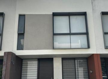 Casa en condominio de 3 habitaciones, Zapopan · Casa en Renta en Zoi Residencial