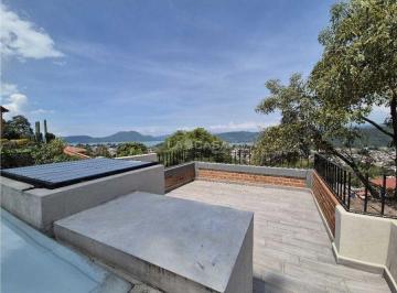 Casa de 2 habitaciones, Valle de Bravo · Casa en El Pueblo con Hermosa Vista