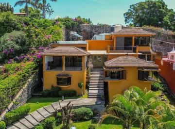 Casa de 3 habitaciones, Cuernavaca · Casa con 929 m² de Terreno y Jardín en Rancho Cortés