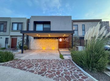 Casa en condominio de 3 habitaciones, Querétaro · Casa Renta Amueblada en Altozano Queretaro