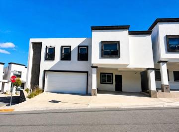 Casa de 3 habitaciones, Chihuahua · Gran Oportunidad!casa en Remate en Chihuahua Chihuahua! Mvhh