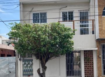 Edificio de 8 habitaciones, Veracruz · Edificio en Venta en Colonia Reforma | 4 Departamentos