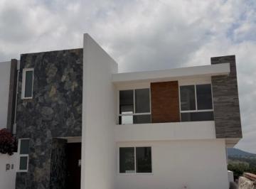 1 · Casa Nueva en Venta en Haras del Bosque, Puebla
