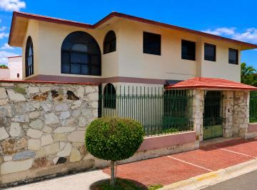 Casa de 4 habitaciones, Pachuca · Venta de Casa en El Fraccionamiento Valle de San Javier en Pachuca de Soto en Hidalgo