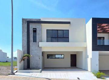Casa de 3 habitaciones, Alvarado · Casa en Venta Punto Lomas Recámara Planta Baja