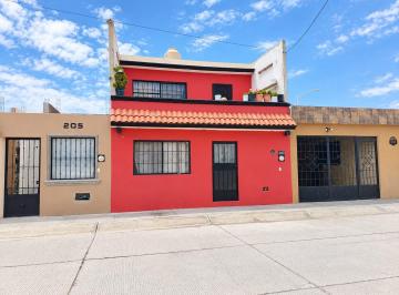 Casa · 170m² · 3 Recámaras · Casa en Venta en Colonia Aranza - (4)