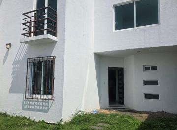 Casa de 3 habitaciones, Yautepec · Casa de 200 m² con 3 Recámaras en Venta en Oaxtepec