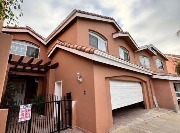 Casa de 5 habitaciones, Tijuana · Casa en Privada y Seguridad en La Perla Residencial! Playas de Tijuana