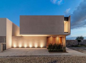 Casa en condominio de 3 habitaciones, Querétaro · Casa de 380 m² con 3 Recámaras en Venta y Renta en Lomas del Campanario Norte