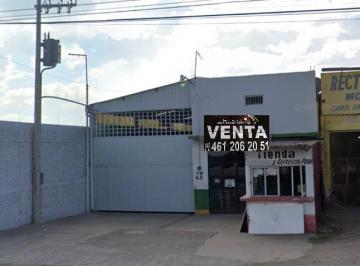 Bodega comercial , Celaya · Bodega en Venta a Pie de Av Constituyentes en Celaya