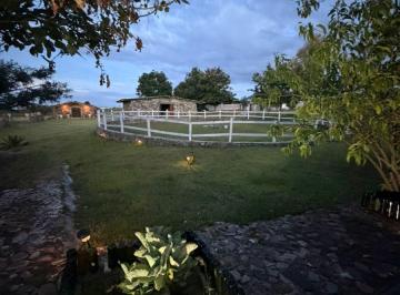 Rancho de 4 habitaciones, Huimilpan · Finca Ecuestre en Renta o Venta en Los Cues