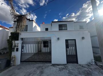 Casa de 3 habitaciones, Guadalupe · Casa en Venta en Jardines de Andalucía