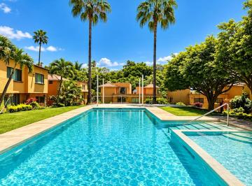 Casa en condominio de 3 habitaciones, Cuernavaca · Casa en Venta en Chapultepec, Cuernavaca | 3 Recámaras, Alberca y Vigilancia