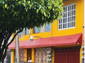 Casa de 7 habitaciones, Gustavo A. Madero · Unidad Aragón 525, 7 Recámaras 2 Estacionamientos, Ideal Inversion