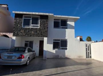 Casa de 4 habitaciones, San Juan del Río · Renta de Casa en Sjr Qro Amplia 4r 3b en Fracc Campestre