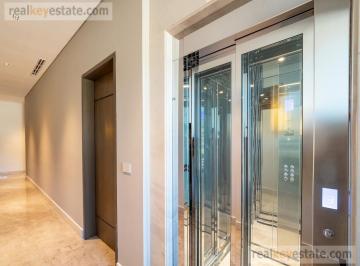 Casa · 1400m² · 4 Recámaras · 10 Estacionamientos · Casa en Venta en San Agustín Campestre, San Pedro Garza García, N. L.