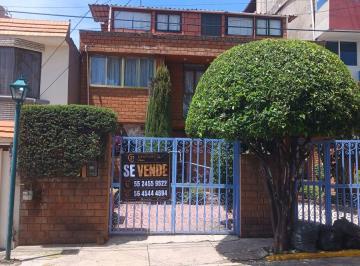 Casa de 4 habitaciones, Naucalpan de Juárez · Casa en Venta Naucalpan 2226 M/2 Construcción.
