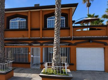 Casa de 4 habitaciones, Tijuana · Venta de Casa en La Colonia Playas de Tijuana - Monumental en Tijuana en Baja California